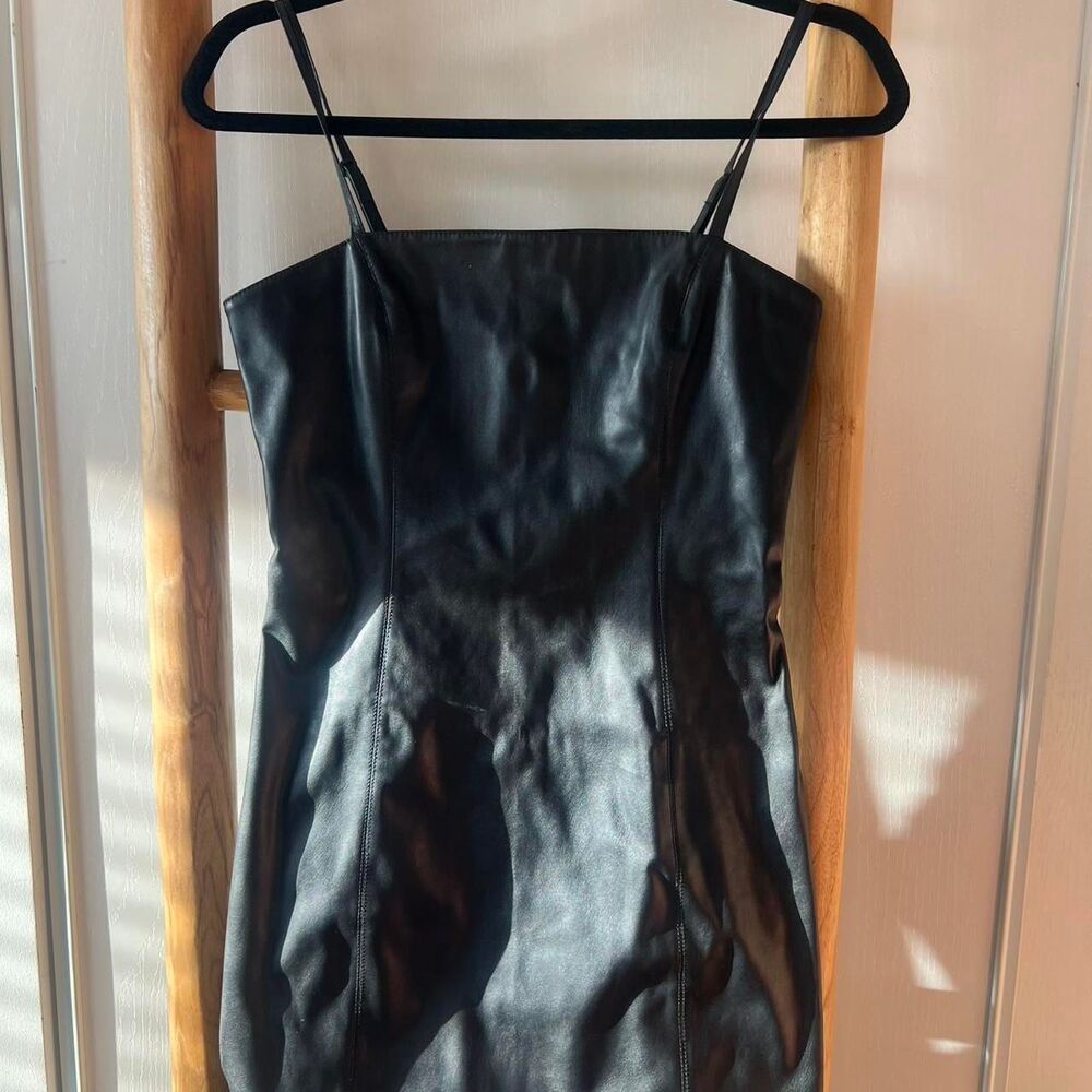 Forever-21 Women's Black Dress